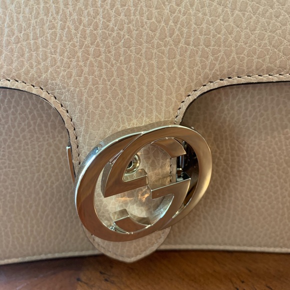 Brand new Gucci purse. Never worn. - Picture 8 of 9